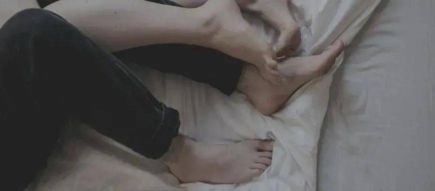 男人“下面”如果出现这3种信号，小心前列腺要病变了！