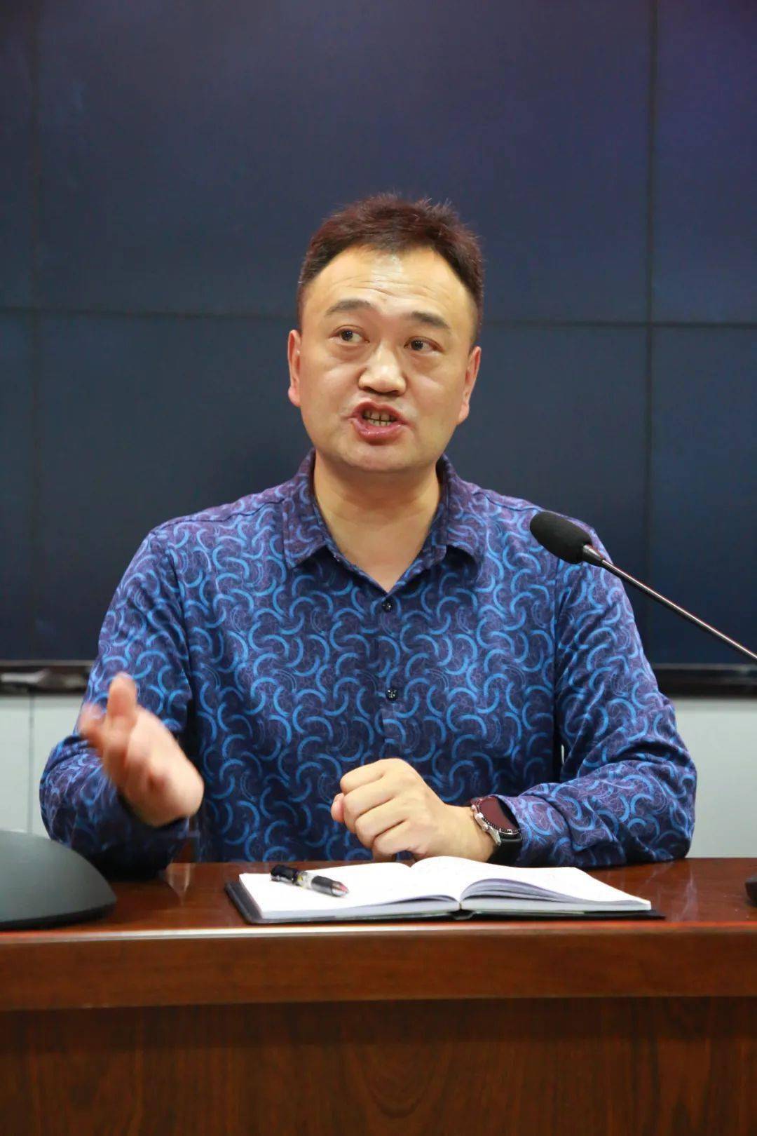 青蓝接续华章再写汉源一中2021年青蓝工程师徒结对仪式如期举行