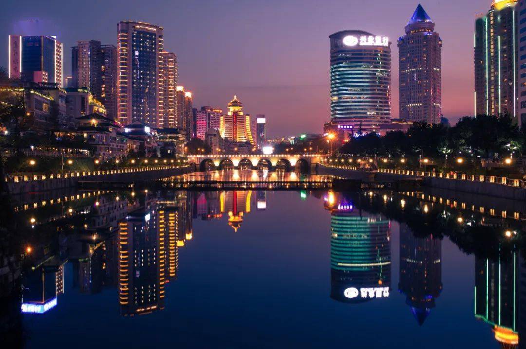 超美镜头下的贵阳夜景