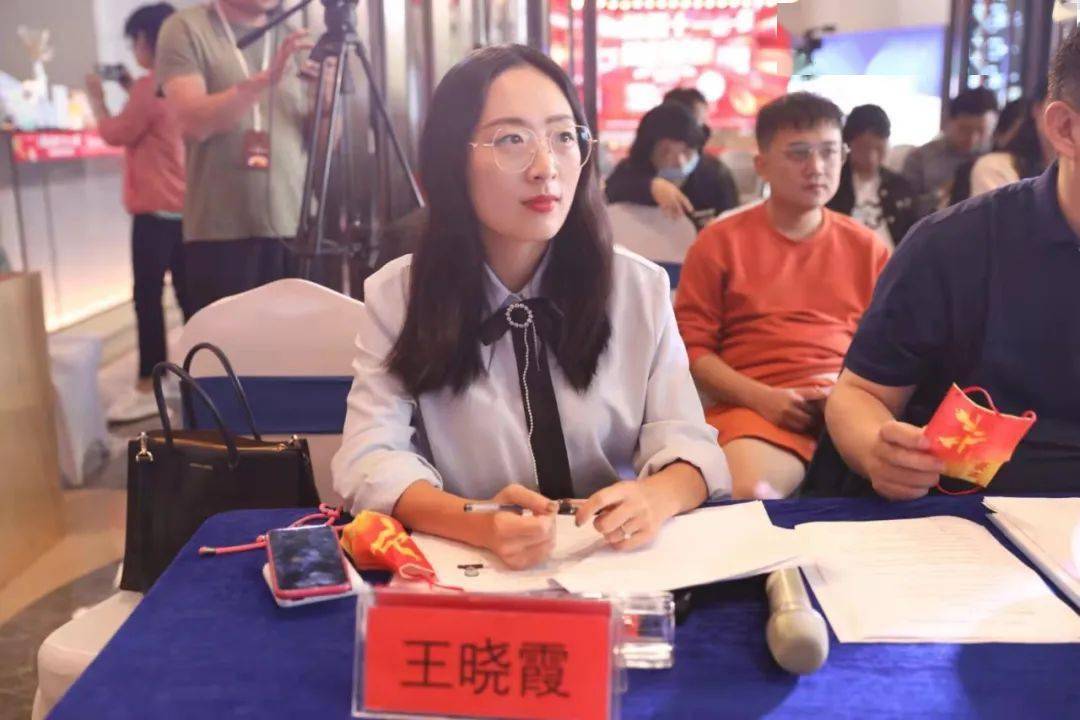 林清月主持人大赛喊你来包饺子