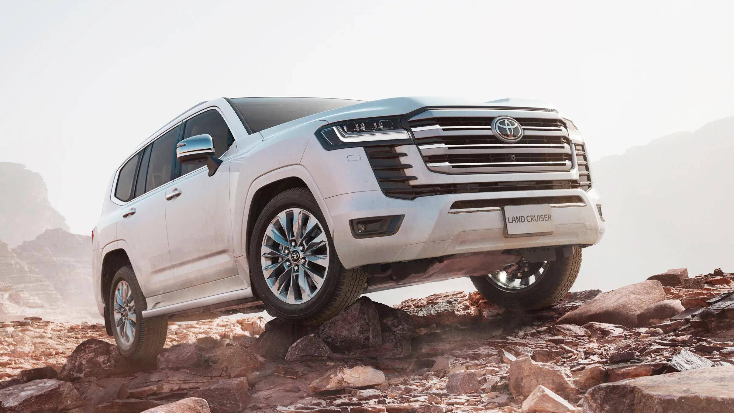 约合人民币120万起售配40l35t引擎新一代丰田陆巡预备开卖