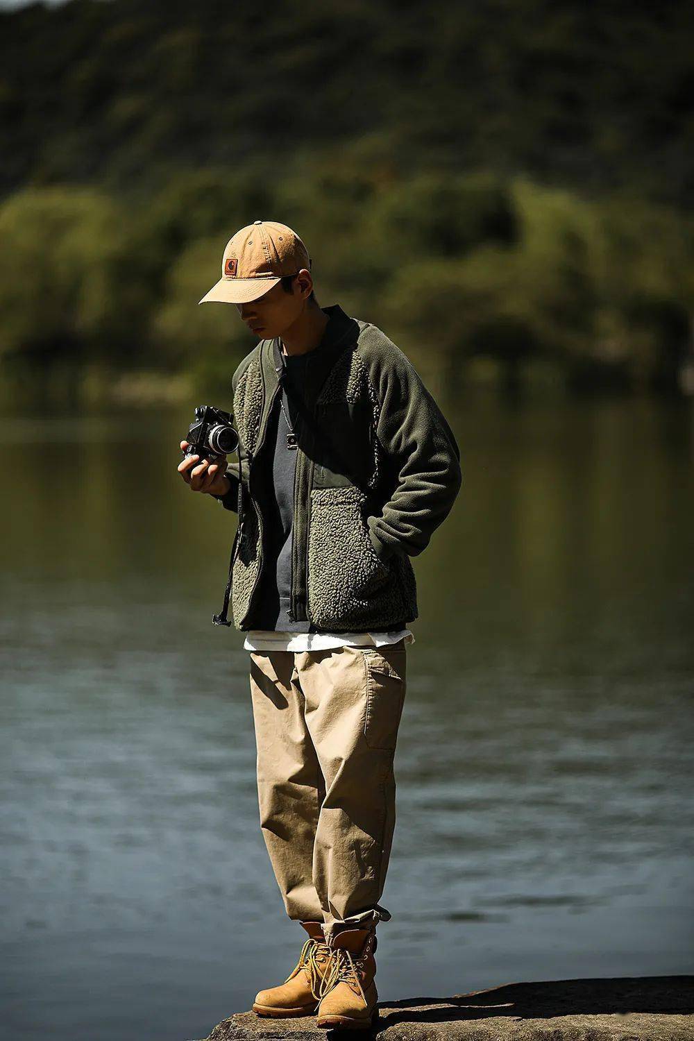 零点 优衣库今秋最潮联名？！首次合作「国际机能大牌」！明晚零点拼手速！