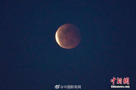 新发现！月球在地球大气层中