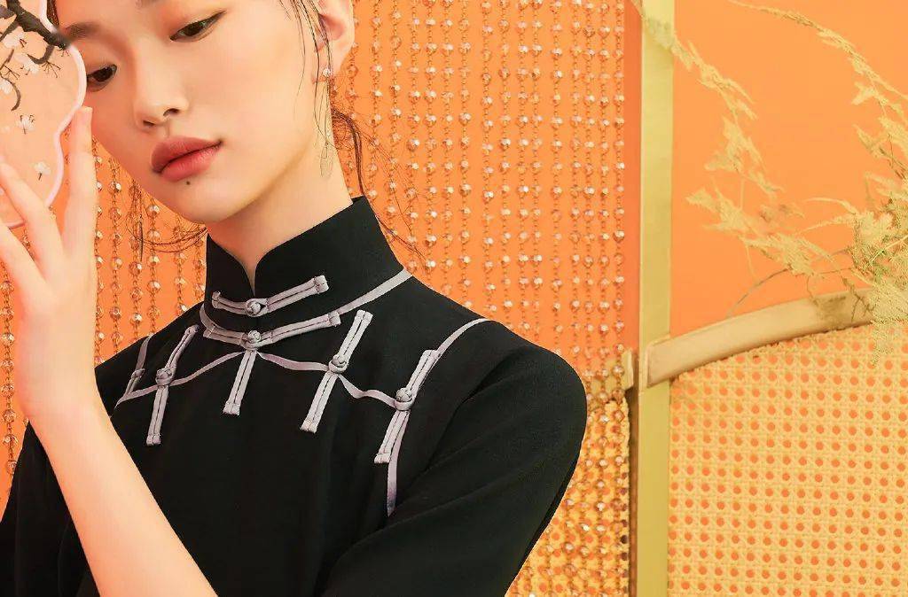 pop fashion | 经典国潮元素盘点,新中式风格正当红!_少女
