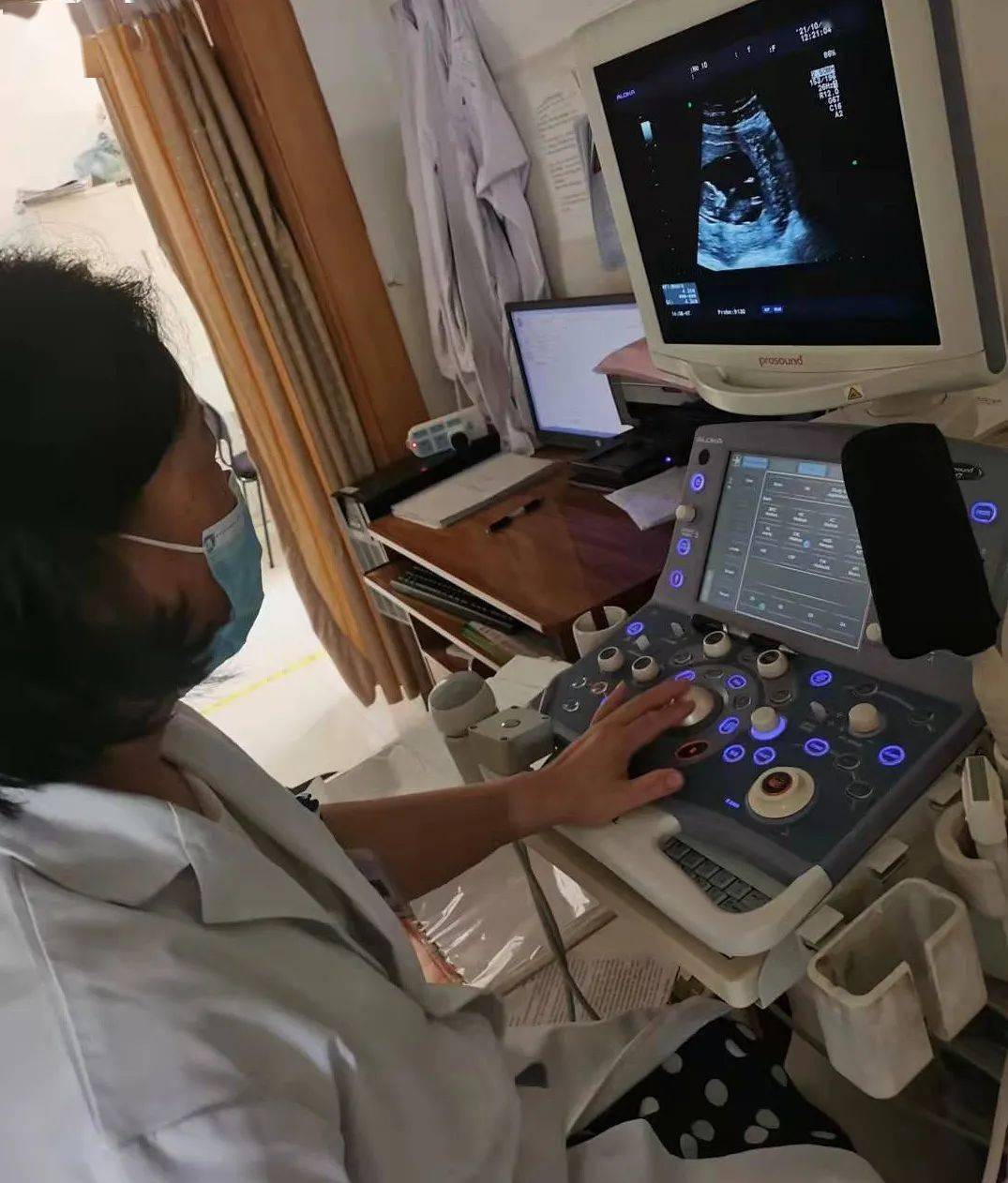 妇科超声检查选择经腹好还是经腔内好