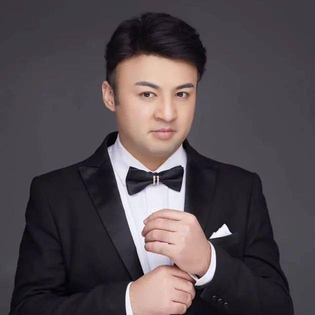 谷歌开发者专家(机器学习方向)艾力亚尔讲师介绍b 站直播gdg 西安举办
