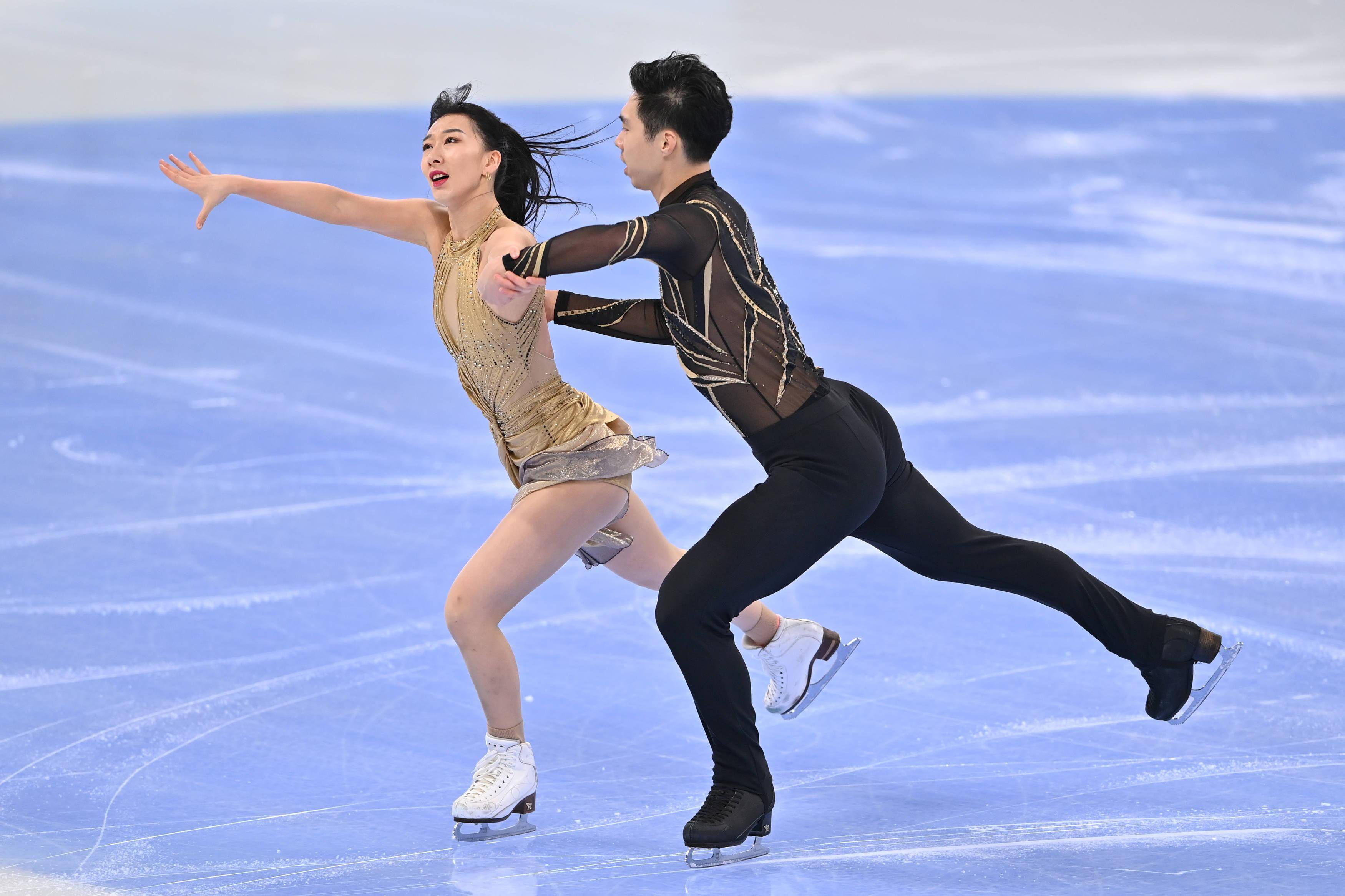 花样滑冰相约北京亚洲花样滑冰公开赛开赛