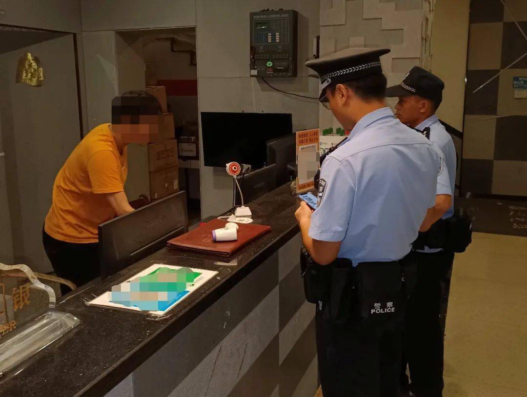 扫黄揭阳一介绍卖淫团伙被端现场抓获5名男女