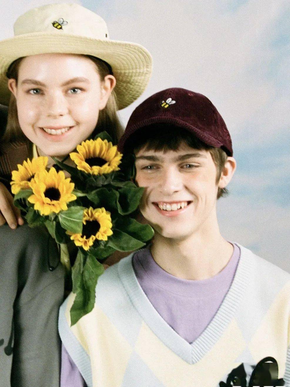 品牌 初秋OOTD，这件奶奶背心赢了！