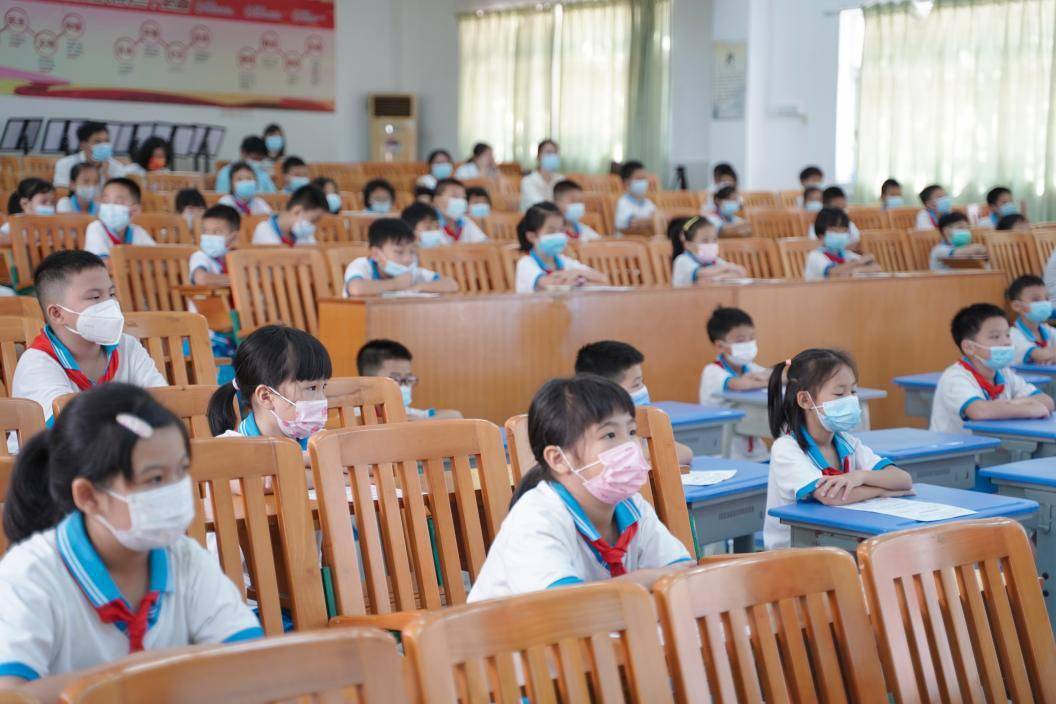 儿童青少年近视防控成效显著 东坑中小学生近视率6年下降近8 东坑镇