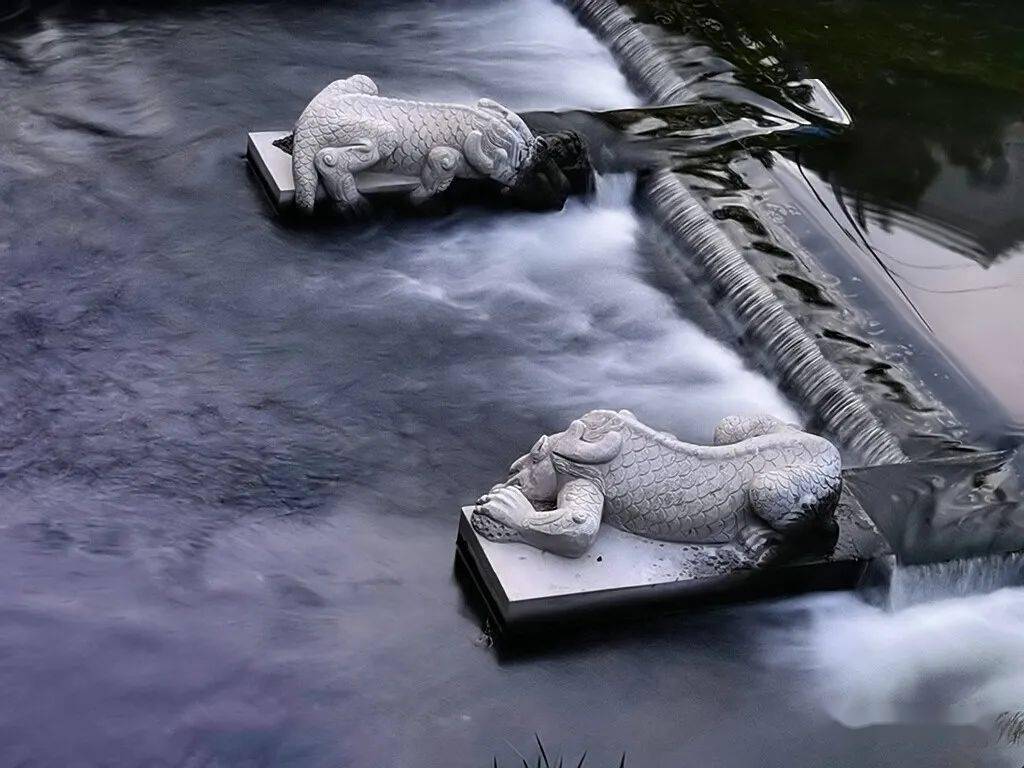 即是美好的期盼 又是美丽的装饰古今的镇水兽们 静