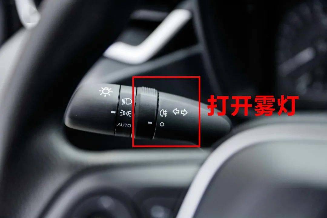 双闪灯正确使用方式 b985dce4e3014e54b516967daecb51c8.jpeg