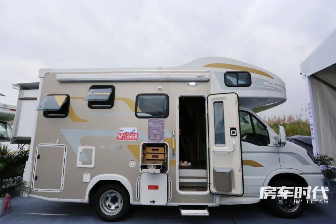 展会第二日隆翠凯歌c630双拓旅行版澳洲传承精品工艺大空间质感享受