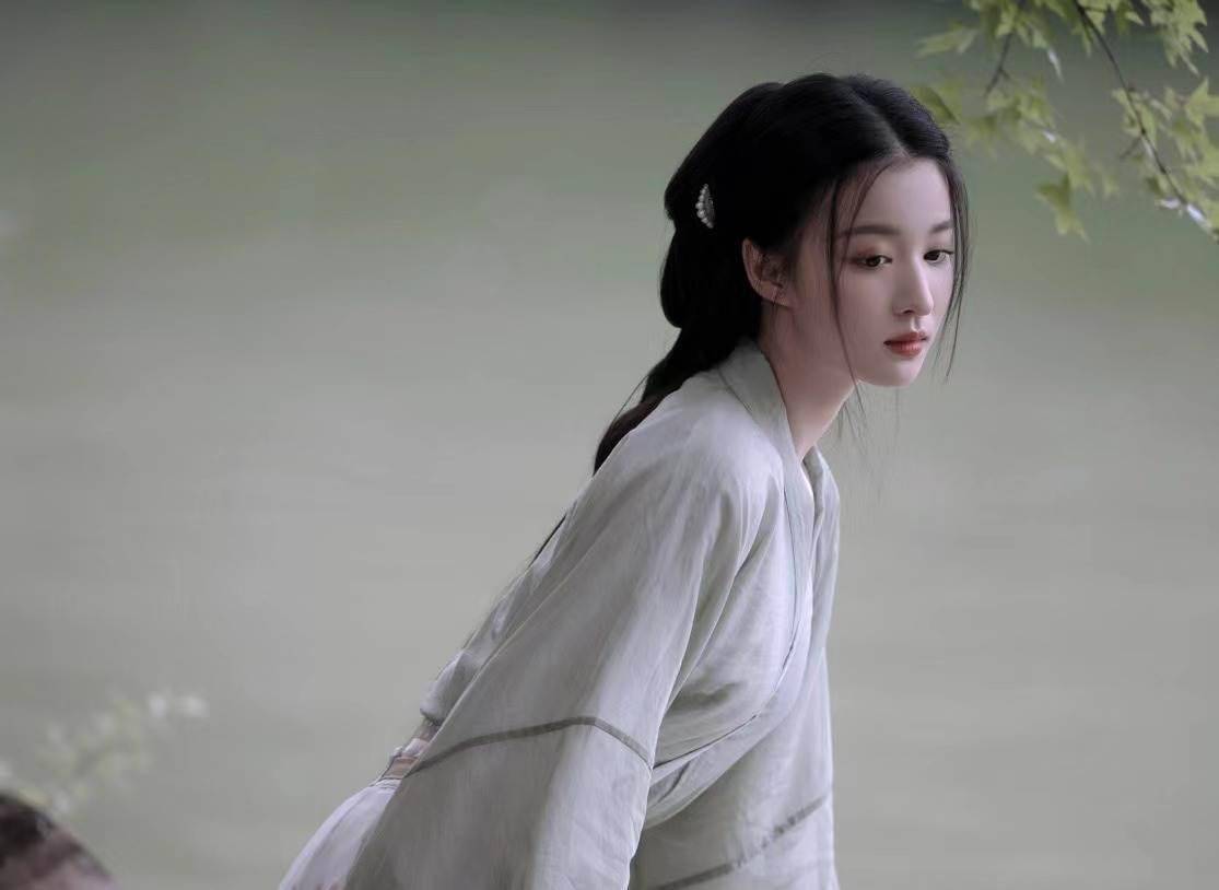 角色|撞脸刘亦菲，靠美貌红出圈的她，新剧与董洁演“婆媳”获好评