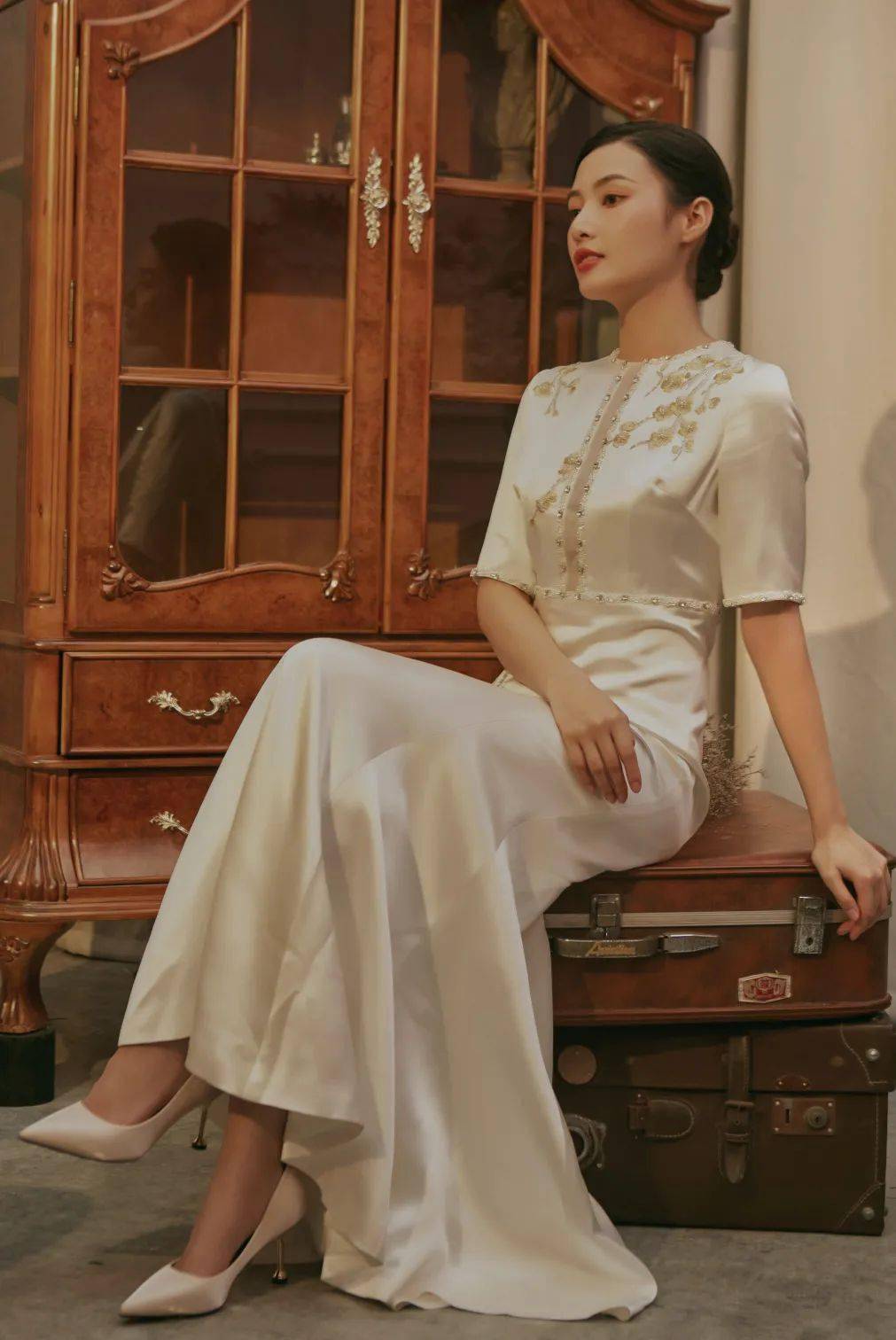 闭幕大秀锦玺唐苏绣世家造中式旗袍旖梦