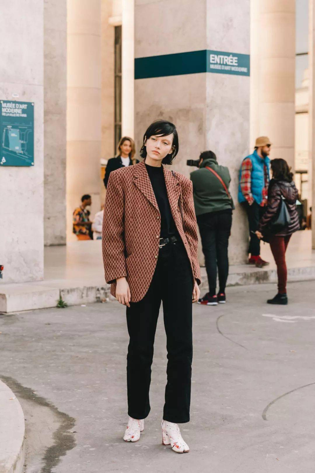 整体 今年秋冬“九分穿衣法”火了!不仅时髦,还更显高、显瘦!