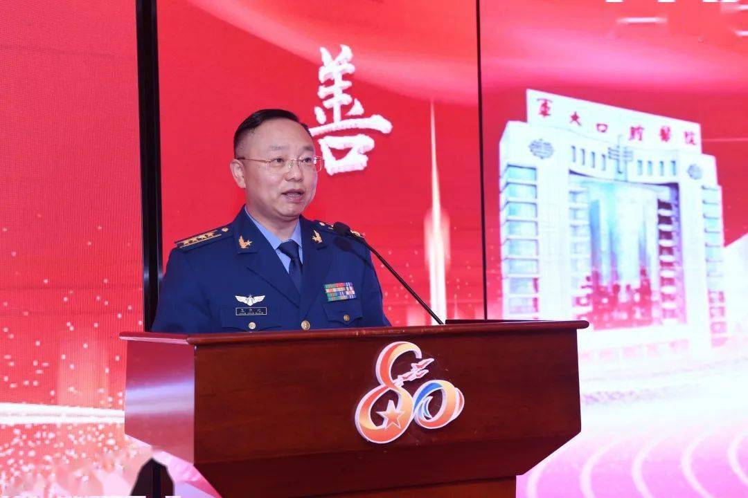 王东光副校长,科研学术处邹志康处长,口腔医院张智军政委,徐礼鲜教授