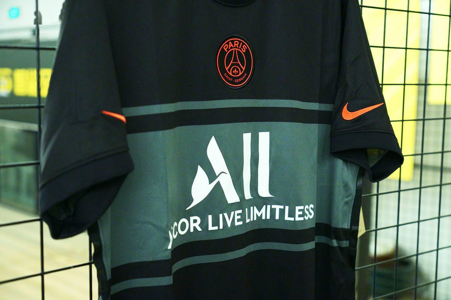 新品赏析nike巴黎圣日耳曼202122客场球衣球迷版