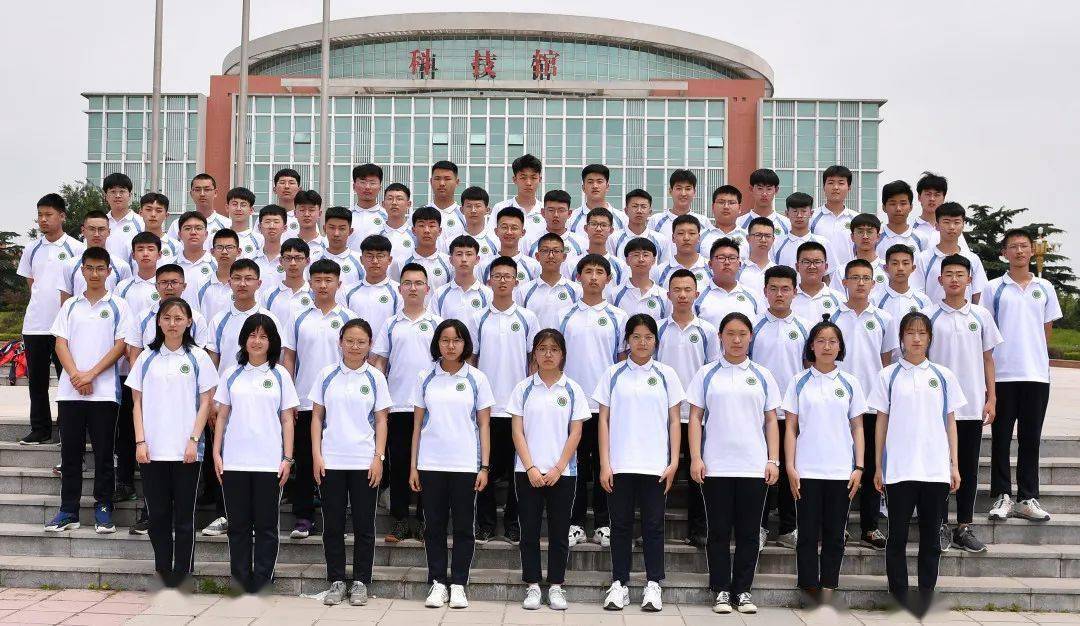 平度九中王克雷挥洒青春讲台惟愿桃李芬芳