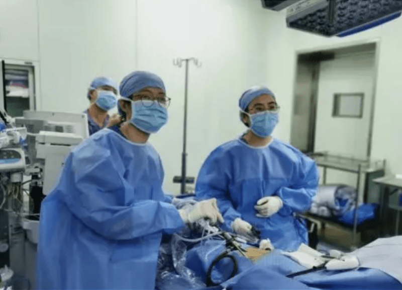 女子|广东一25岁女子每月经期超10天，一查竟有两个子宫