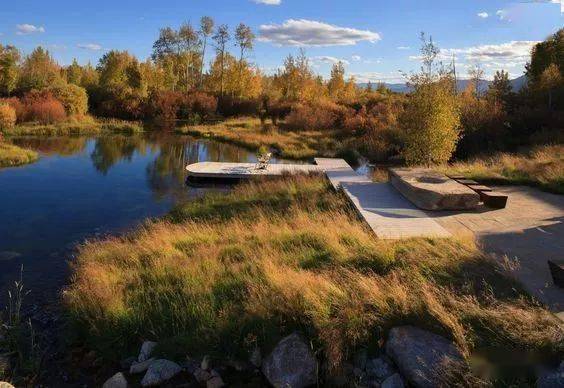 驳岸设计为水景增色