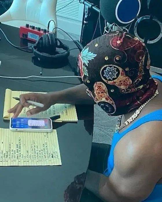 科恩侃爷的脸呢？？？