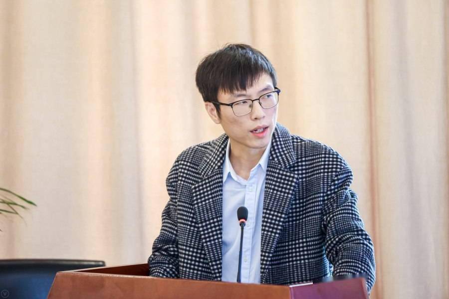 ▲重庆市虚拟现实技术创新战略联盟副秘书长 周鹤重庆市虚拟现实技术创新