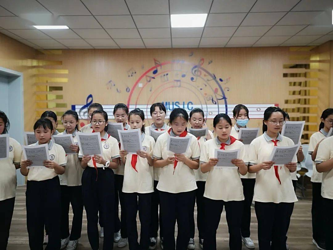 双减工作奉贤中学附属初级中学提供有效时空保障实现师生共同成长