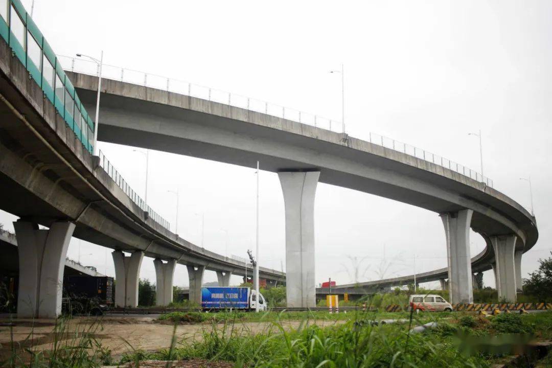 杏坛安富立交匝道现状