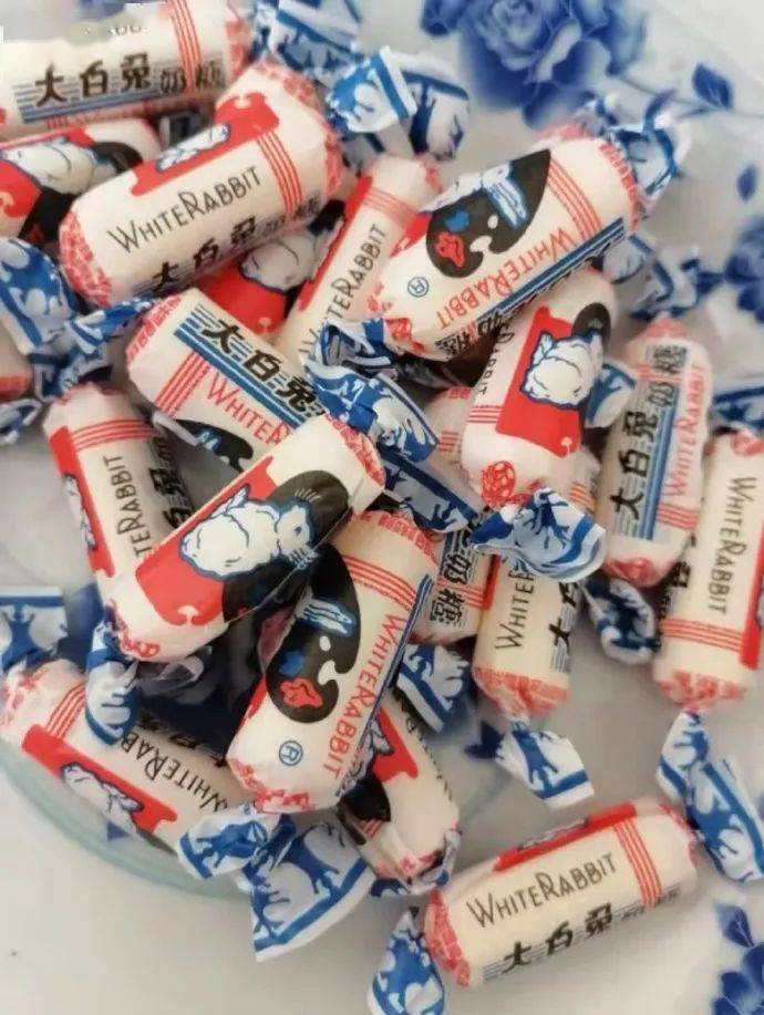 带着|暴露年龄的时候到了，这些“奶奶辈”的零食你吃过几样？