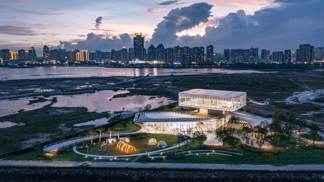 海邊的草甸劇場湛江華僑城歡樂海灣丨致瀾景觀