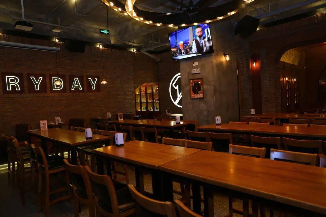 井岸elevenclub西餐酒吧168元抢豪华四人套餐