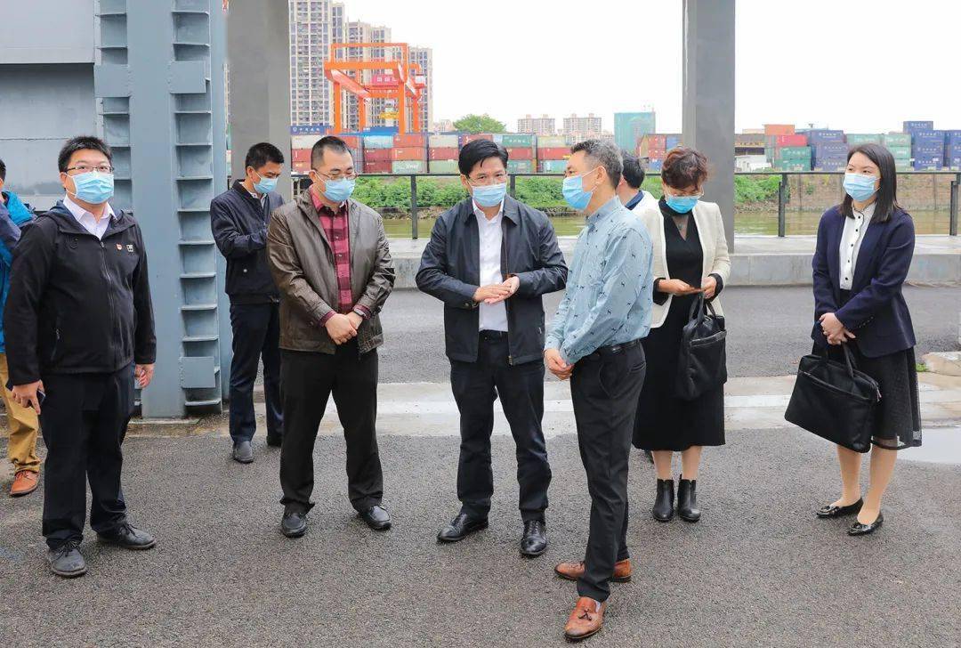 梁荣业副主任率队赴石龙调研人大及换届选举工作_选民