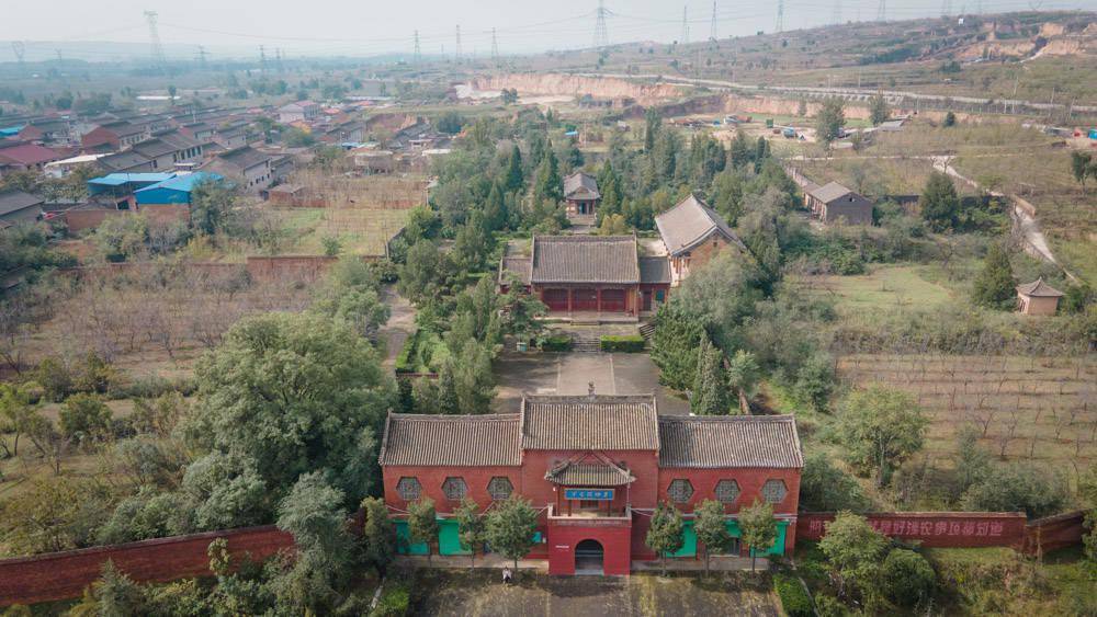 跟我一起去山西看探墓,宋金砖雕墓-妇人启门,过程太刺激