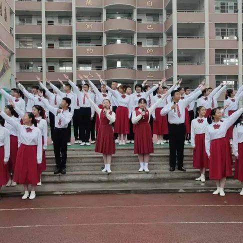 邵武市实验中学开展首届班主任节系列活动