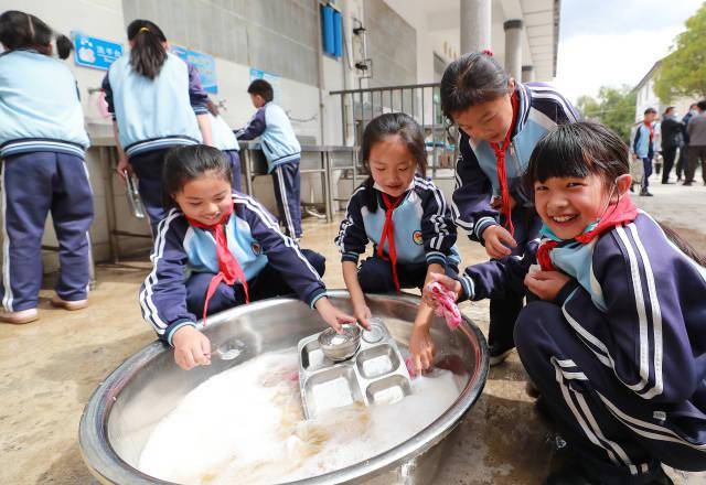 教育|营养午餐助力学生健康