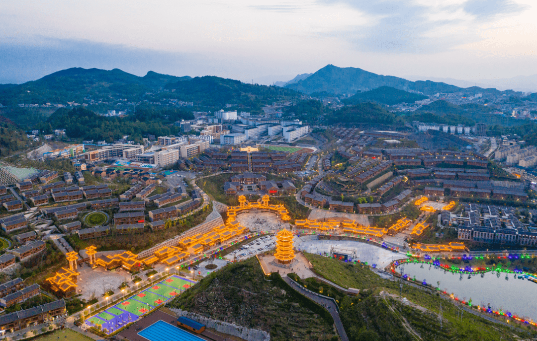 不负深秋不负情怀在黔西南邂逅最美的风景