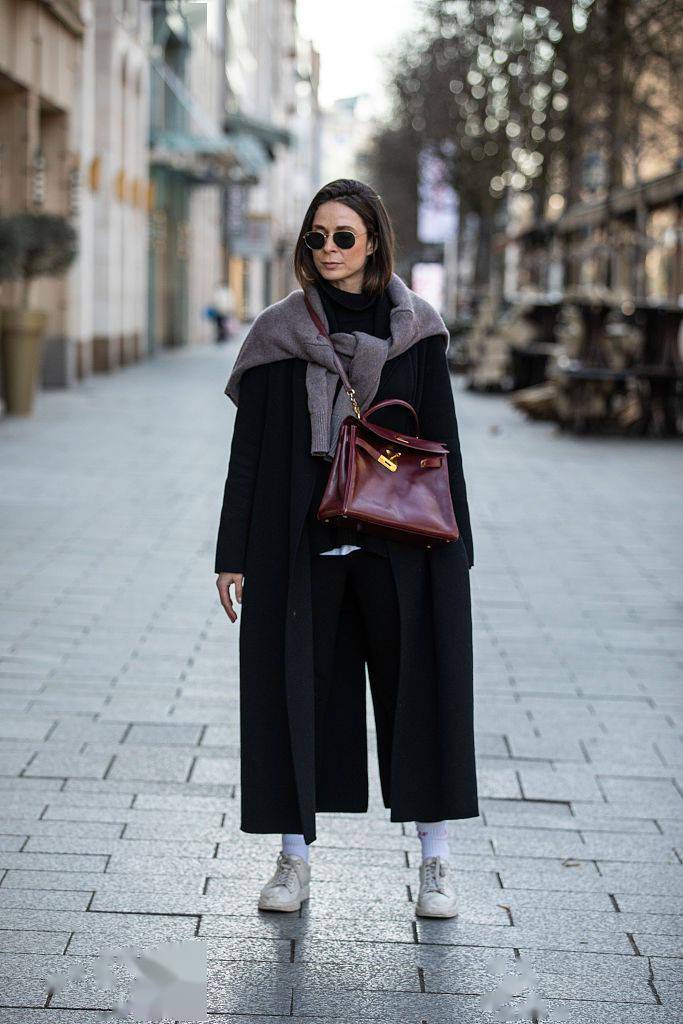 时间 去年的旧毛衣千万别扔!换个穿法又是新鲜look~