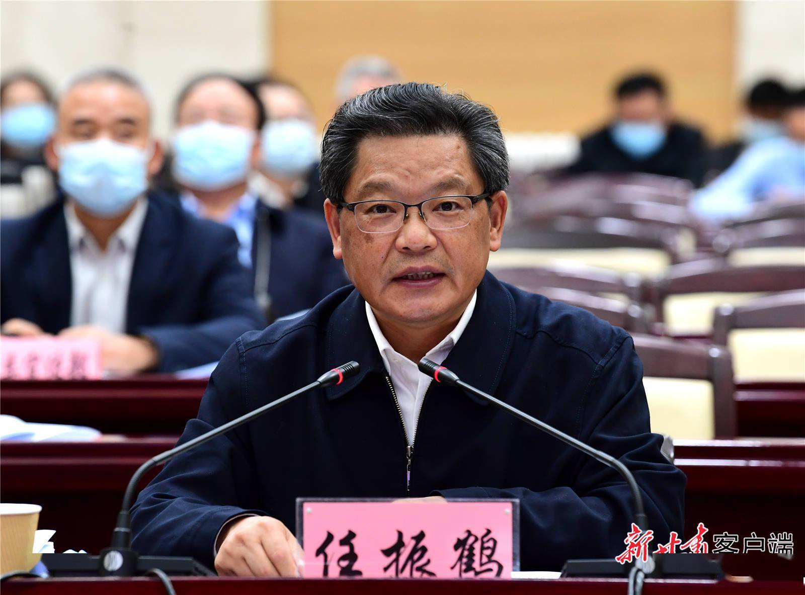 省新冠肺炎疫情联防联控领导小组召开调度会任振鹤雷海潮出席并讲话10