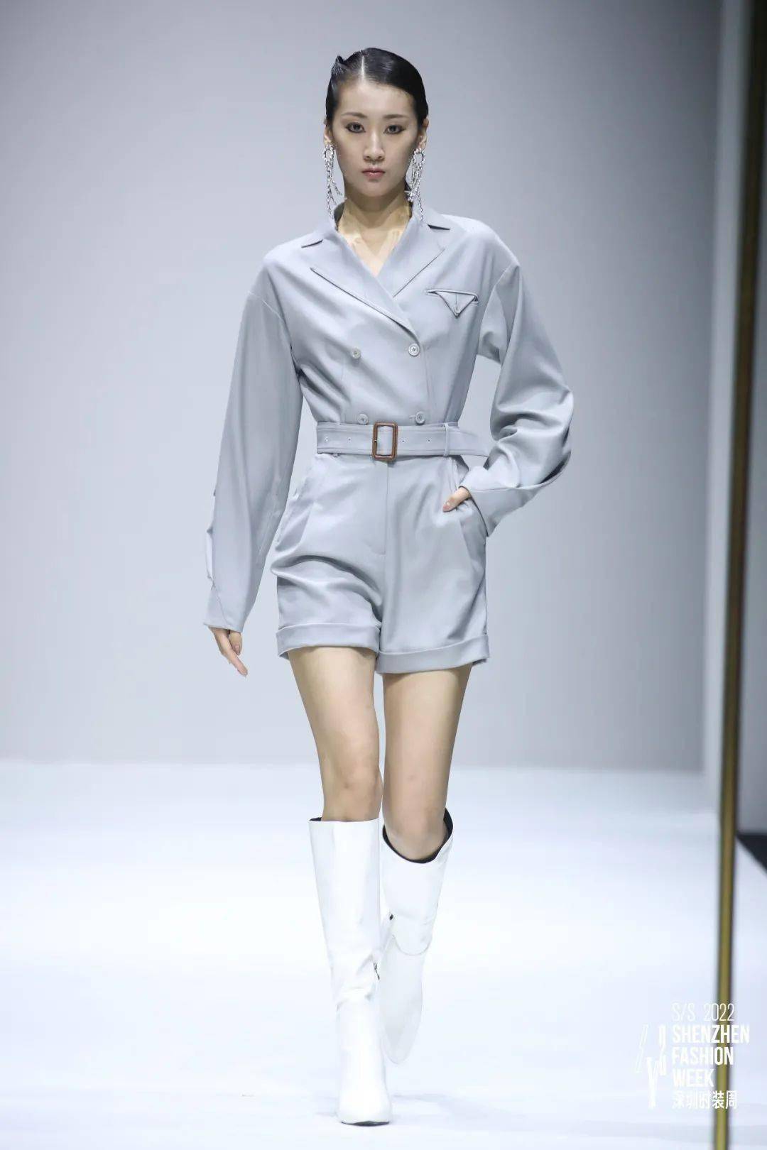 服装 S/S2022深圳时装周｜DAY4：别样角度，诠释「型」之烂漫