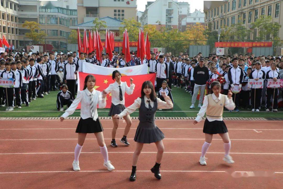来了!看六安这群学生嗨翻全场