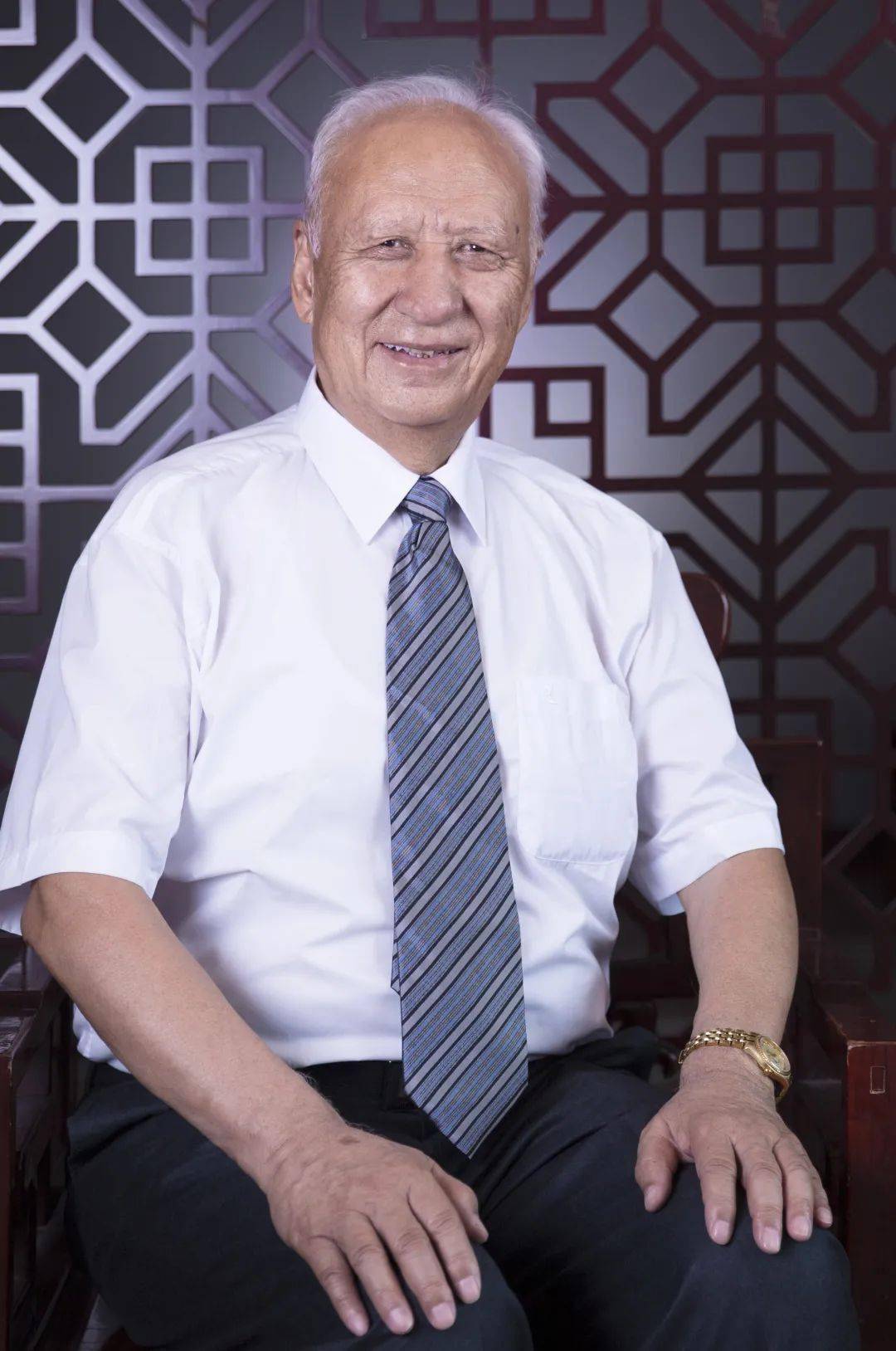 每日一膏全国名中医贾六金教授经典膏方小儿芪参防感膏