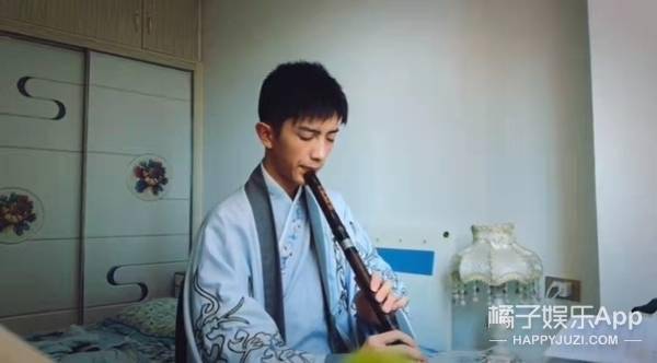 校园小说男主从此有了脸…