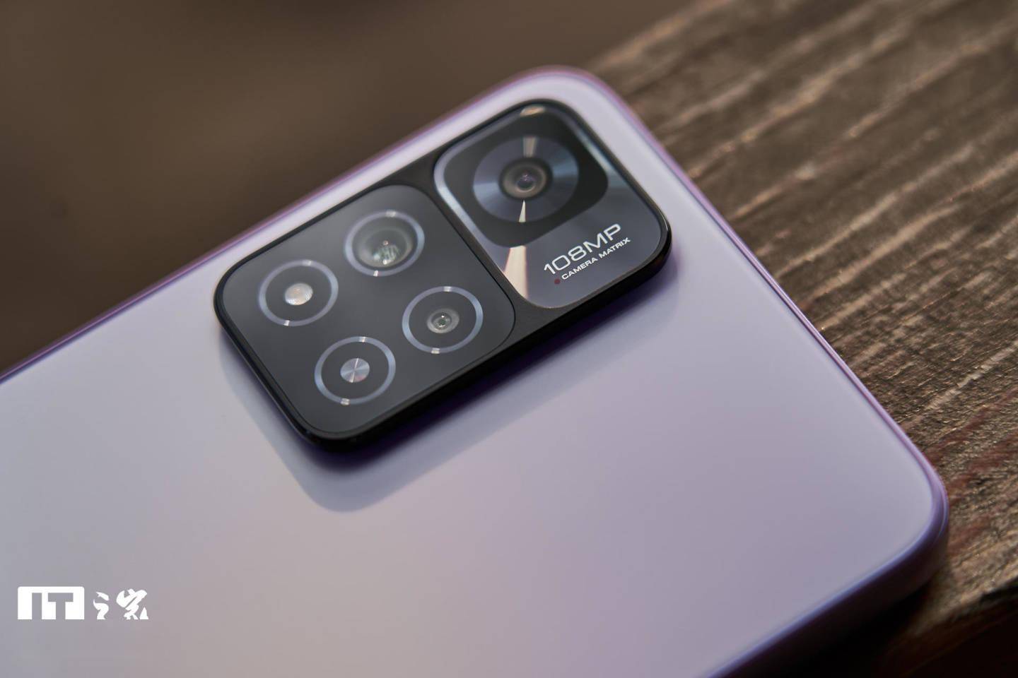 玻璃|Redmi Note 11 Pro + 体验：120 瓦神仙秒充，同价位独步天下