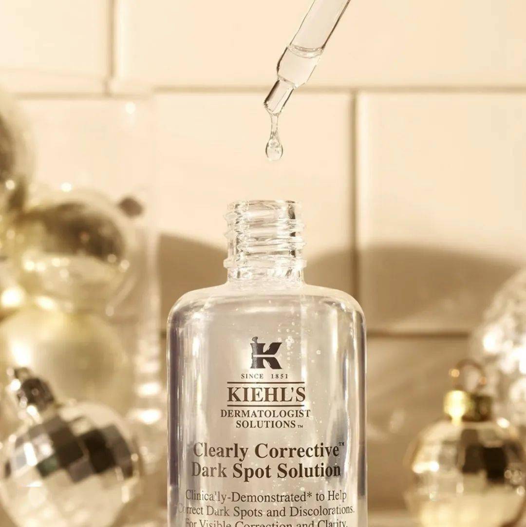 肌肤|坚持早C晚A后，我的脸竟然……