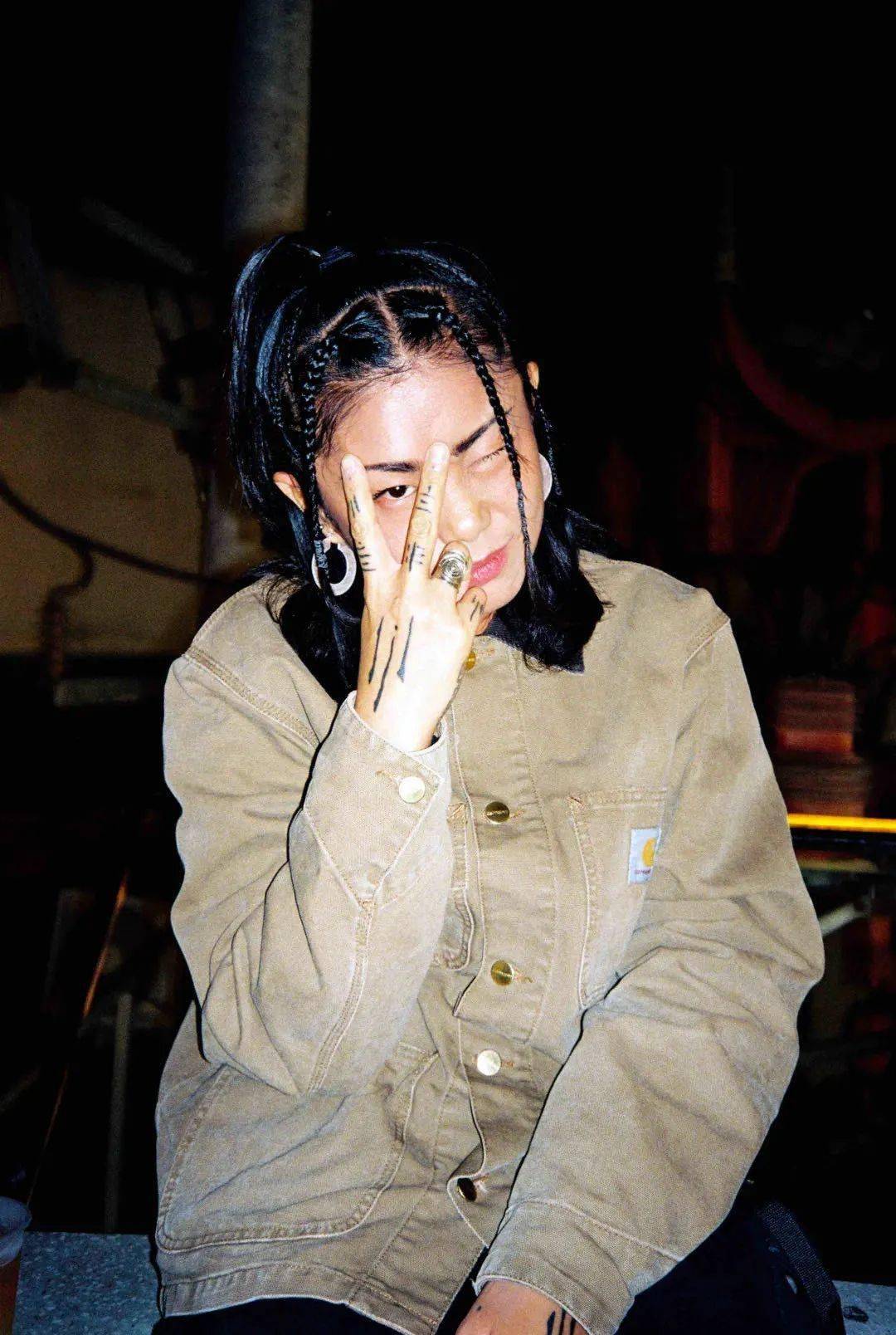 上映时间:1993 年 推荐人: chacha 音乐人 错位 导演: 黄建新 美术