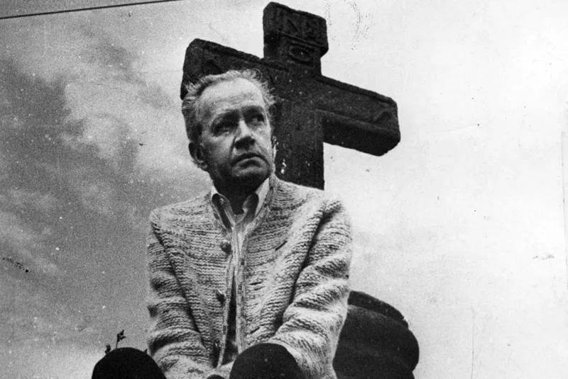 胡安·鲁尔福 :为了写作,我需要脚踏实地