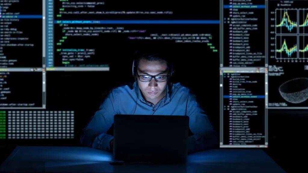 放弃微服务，构建单体应用