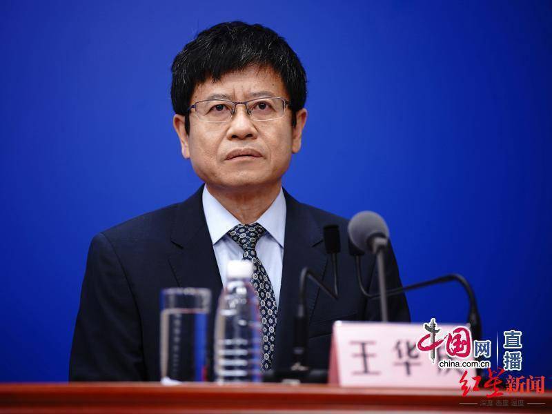 接种|为何强调接种流感疫苗？中疾控：新冠与流感症状相似，叠加会增加诊断难度