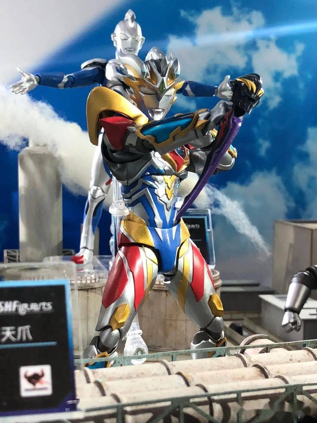 2021年冬上海四款会场限定shf特摄英雄展发表shf风马奥特曼透明版